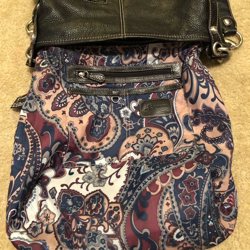 Large B. Makowsky crossbody bag - Picture 4 of 4